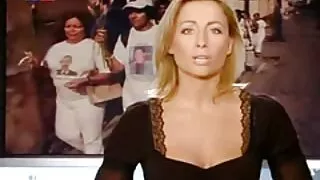 Se bionda blonde අවසානයේ ගුද ප්රේම කරන මිනිසා සොයා ගෙන ඇත