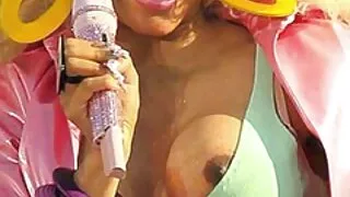 සියලු සිදුරු රතු පැහැති succubus දී මේස් විශාල කුකුළා fucksubs